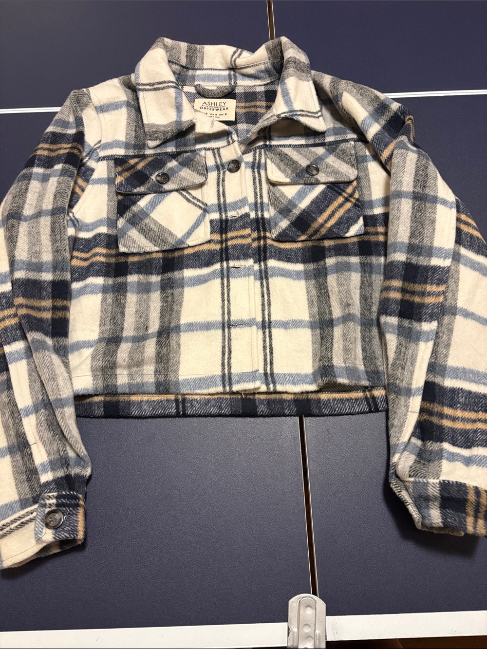 Ashley By 26 International Cropped Plaid Jacket in Cream, Blue & Gray size M